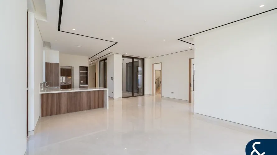 Villa de 5 dormitorios en Jumeirah Park Homes, UAE No. 2267 № 11