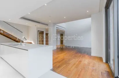 Apartamento de 4 dormitorios en City Walk, UAE No. 2553