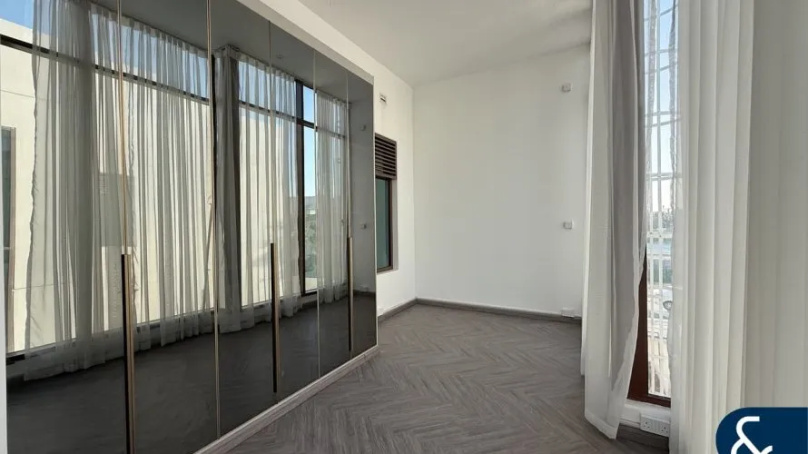 Villa de 5 dormitorios en Meydan, UAE No. 1970 № 3