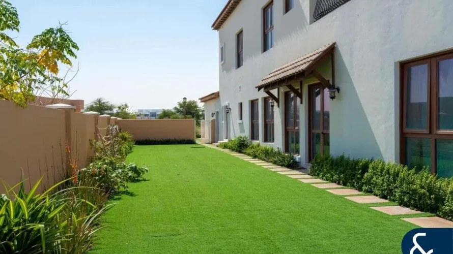 Villa de 5 dormitorios en Jumeirah Golf Estates, UAE No. 1709 № 2