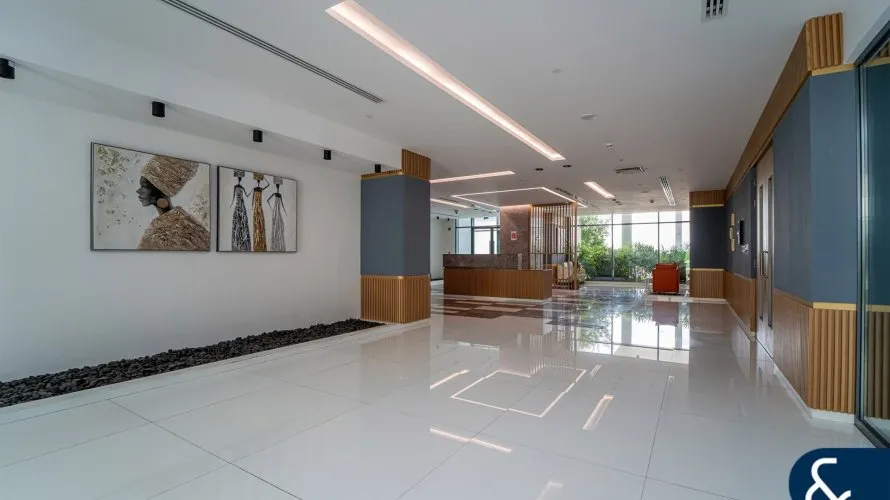 Edificio de 178 dormitorios en Dubai Investment Park, UAE No. 1685 № 3