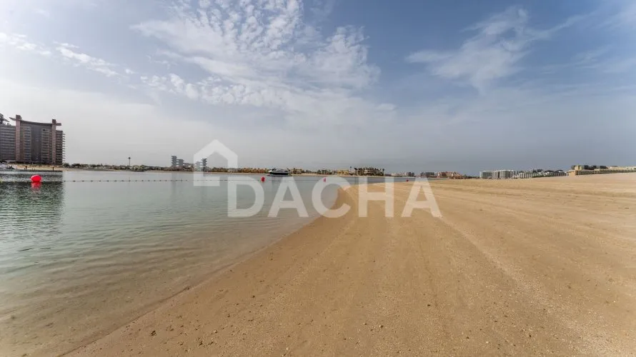 Villa de 5 dormitorios en Palma Residences, UAE No. 2693 № 15