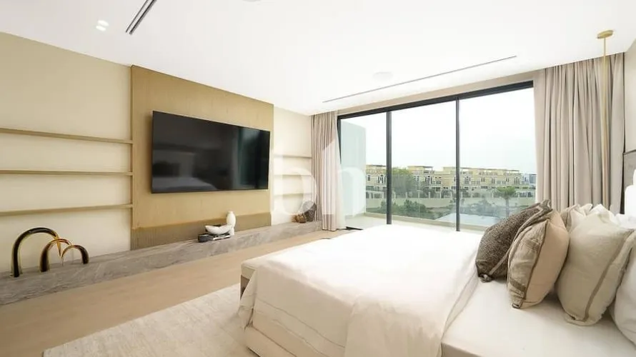Villa de 5 dormitorios en Jumeirah Islands, UAE No. 1168 № 16