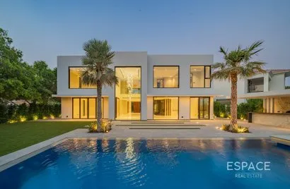 Villa de 5 dormitorios en Jumeirah Islands, UAE No. 1493