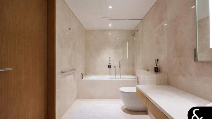 Apartamento de 4 dormitorios en One at Palm Jumeirah, UAE No. 1706 № 13