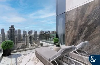 Apartamento de 4 dormitorios en LIV RESIDENCE LIV Residence, UAE No. 1703
