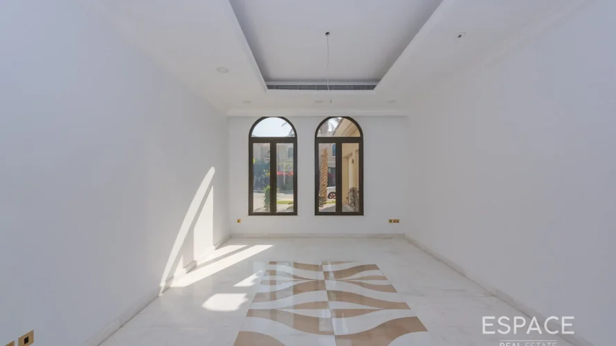 Villa de 5 dormitorios en Palm Jumeirah, UAE No. 1271 № 1