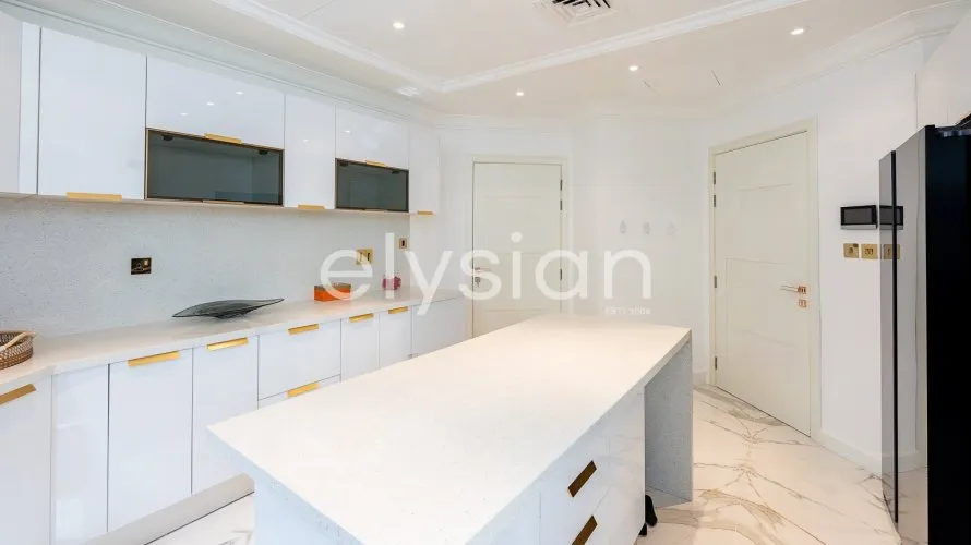 Villa de 4 dormitorios en Garden Homes, UAE No. 712 № 9