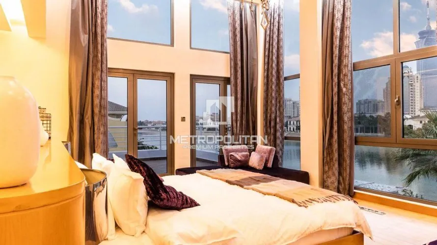 Villa de 6 dormitorios en Signature Villas, UAE No. 1576 № 24