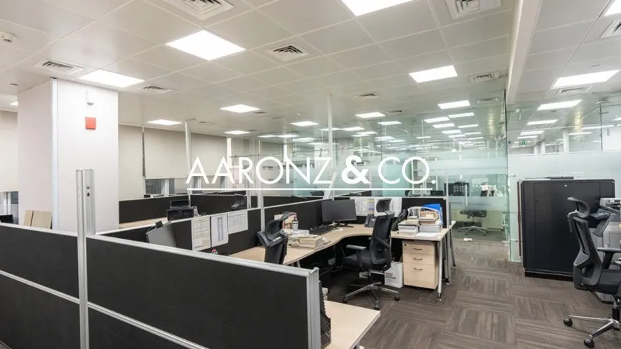 Oficina de 434m² en Business Bay, UAE No. 2306