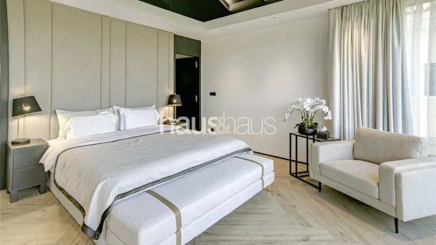 Villa de 5 dormitorios en Jumeirah Golf Estates, UAE No. 933 № 10