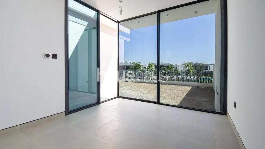 Villa de 5 dormitorios en Harmony, UAE No. 894 № 22