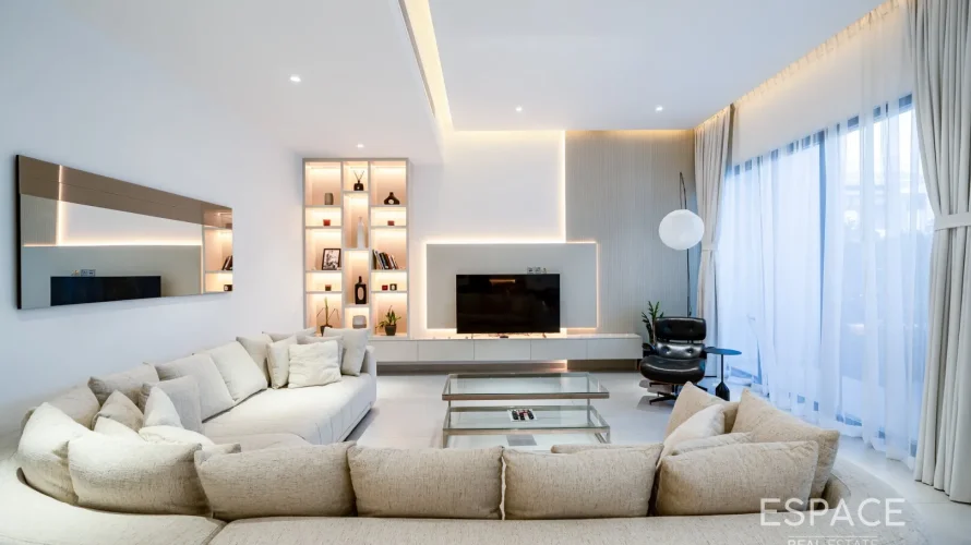 Adosado de 4 dormitorios en Palma Residences, UAE No. 1485