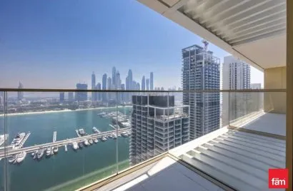 Apartamento de 5 dormitorios en Dubai Harbour, UAE No. 1728