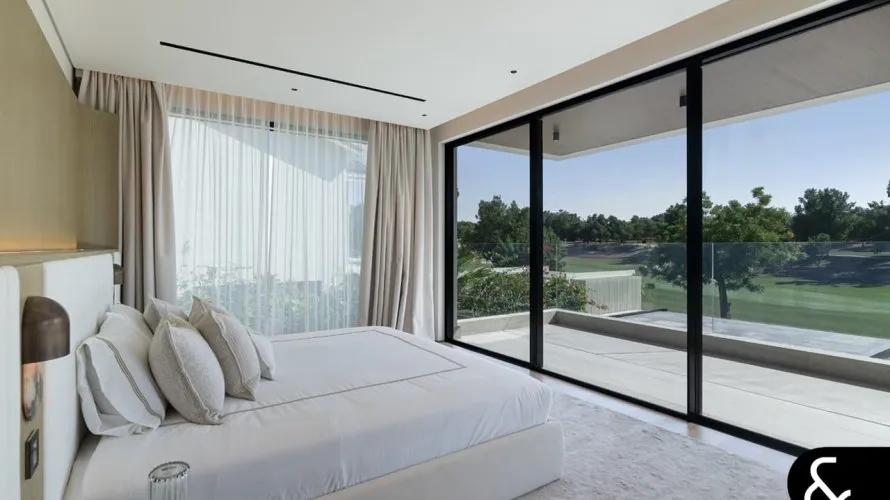 Villa de 5 dormitorios en Jumeirah Golf Estates, UAE No. 1969 № 15