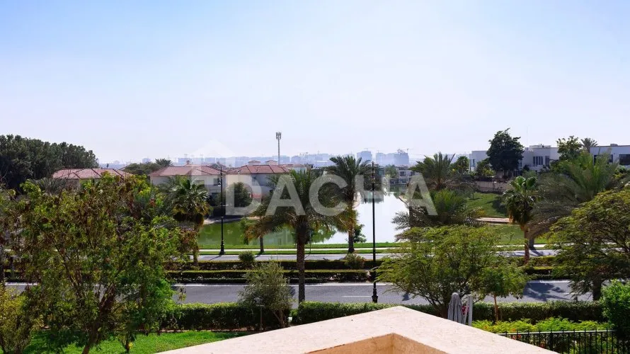 Villa de 4 dormitorios en Jumeirah Islands, UAE No. 2694 № 18