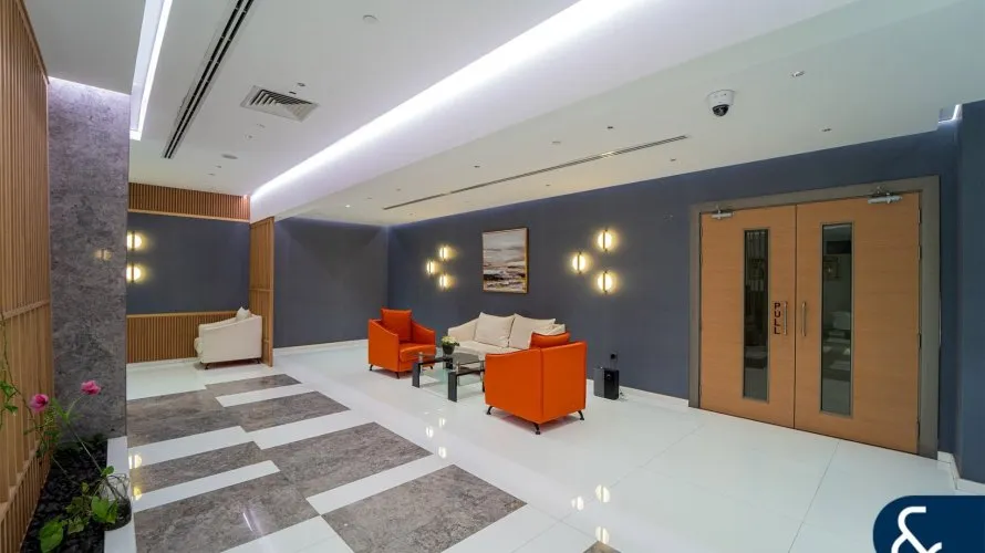 Edificio de 178 dormitorios en Dubai Investment Park, UAE No. 1685 № 8