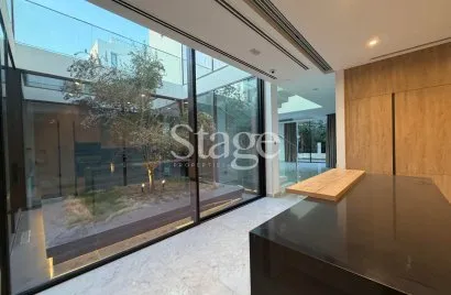 Villa de 5 dormitorios en Al Barari, UAE No. 1535