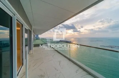 Apartamento de 3 dormitorios en 1 JBR, UAE No. 312