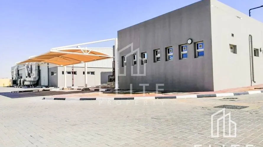 Almacén de 8288m² en Dubai, UAE No. 732 № 18