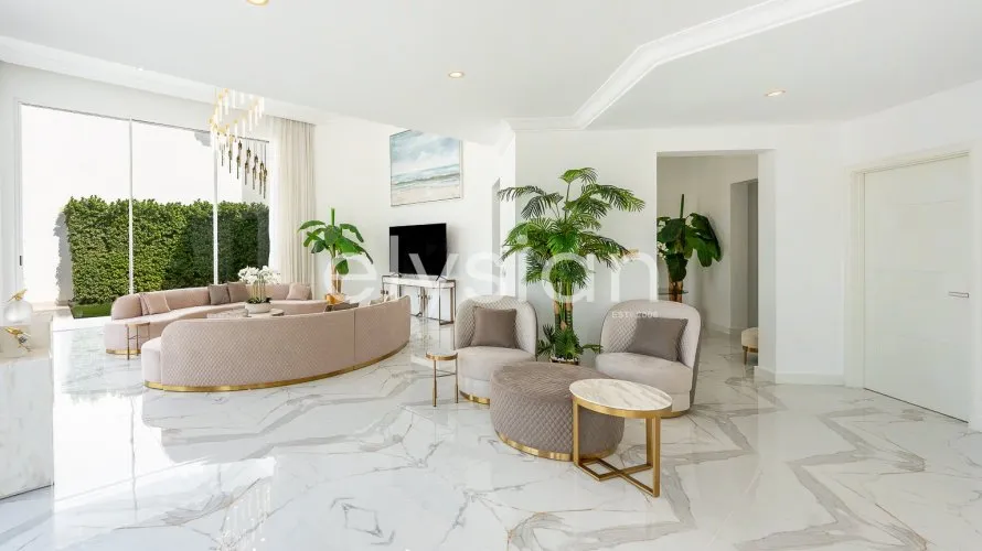 Villa de 4 dormitorios en Garden Homes, UAE No. 712 № 7
