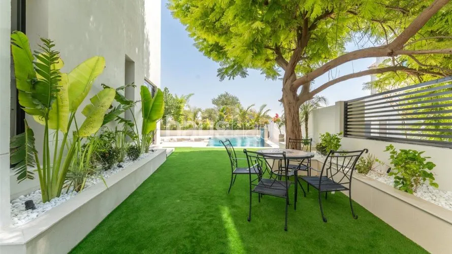 Villa de 5 dormitorios en Jumeirah Golf Estates, UAE No. 946 № 24