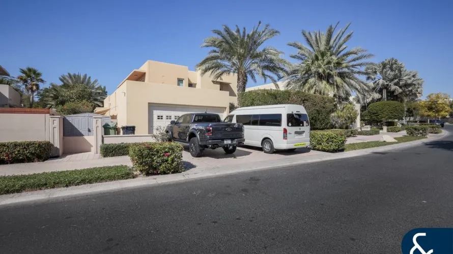 Villa de 5 dormitorios en Arabian Ranches, UAE No. 2298 № 27