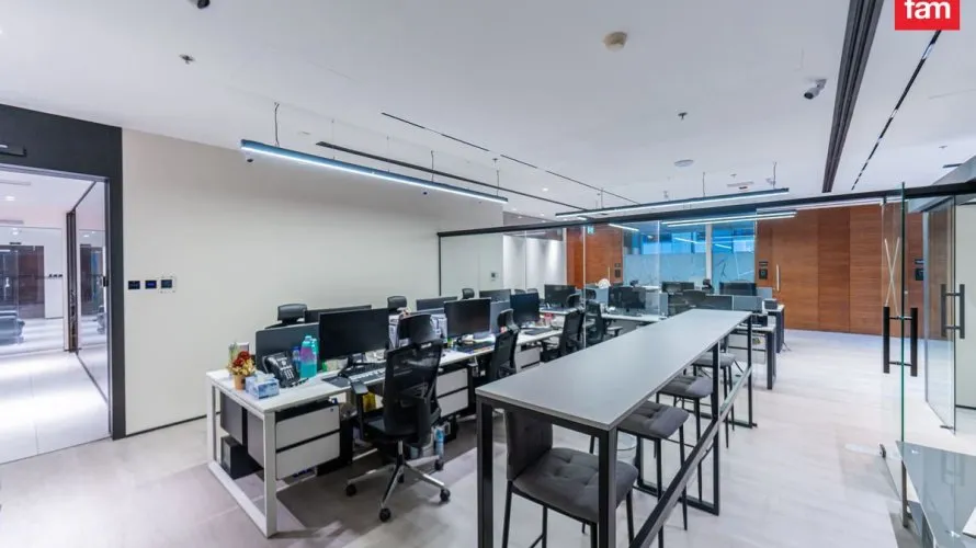 Oficina de 619.7m² en Business Bay, UAE No. 468 № 9
