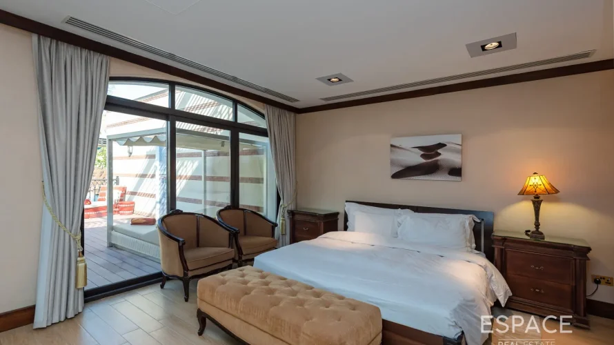 Villa de 4 dormitorios en Palm Jumeirah, UAE No. 1277 № 11