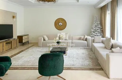 Villa de 5 dormitorios en District One, UAE No. 1578