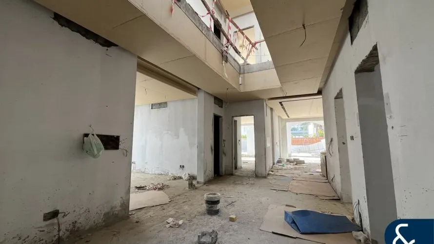 Villa de 6 dormitorios en Jumeirah Park Homes, UAE No. 1739