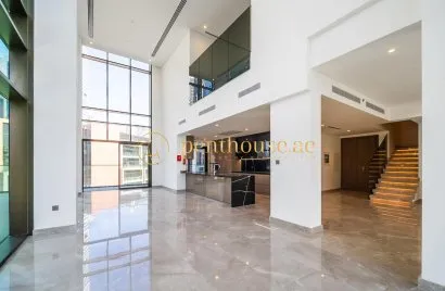Dúplex de 4 dormitorios en Business Bay, UAE No. 450
