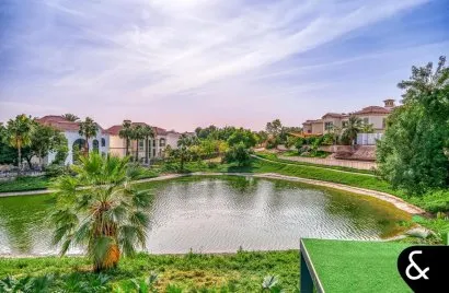 Villa de 5 dormitorios en Jumeirah Islands, UAE No. 2282