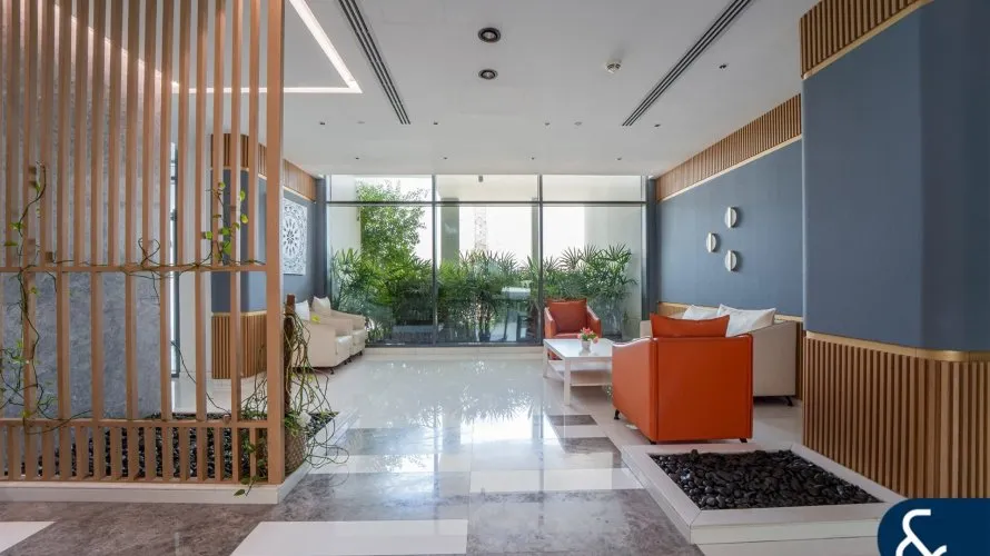 Edificio de 178 dormitorios en Dubai Investment Park, UAE No. 1685 № 7