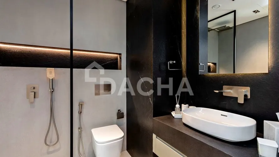 Villa de 4 dormitorios en Jumeirah Islands, UAE No. 2689 № 8