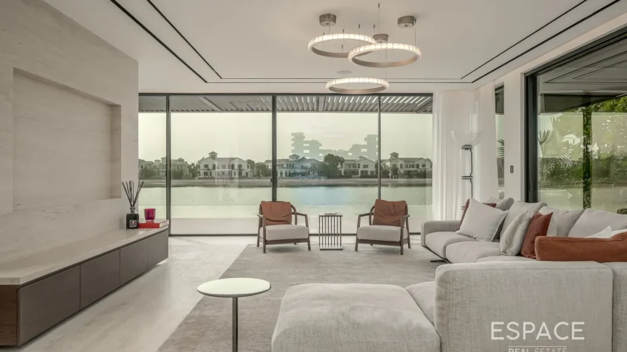 Villa de 5 dormitorios en Palm Jumeirah, UAE No. 1309 № 1