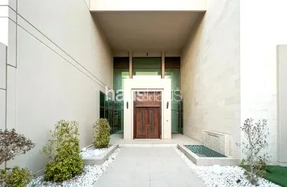 Villa de 5 dormitorios en Meydan, UAE No. 877