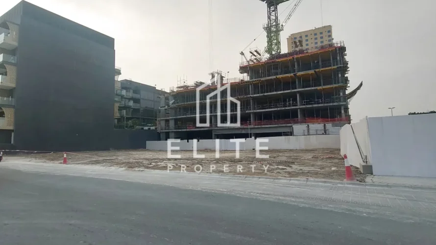 Terreno de en Jumeirah Village Circle, UAE No. 743 № 1