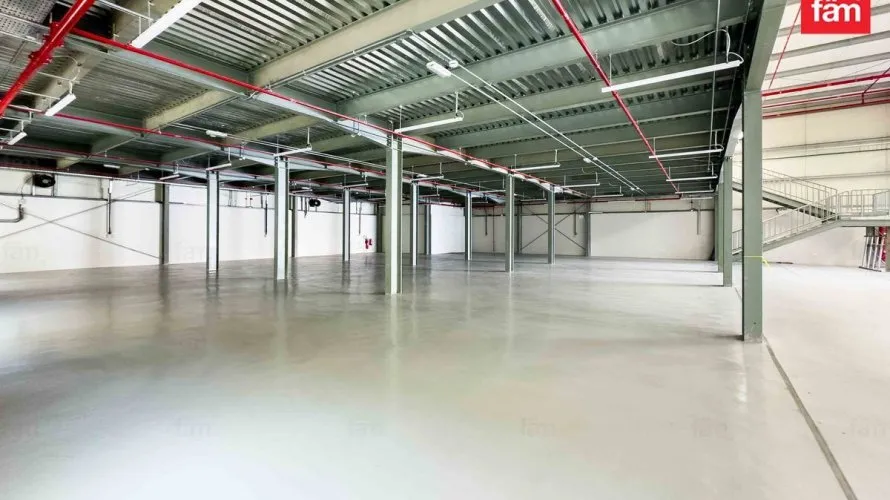 Almacén de 1909.2m² en Dubai, UAE No. 2616 № 3