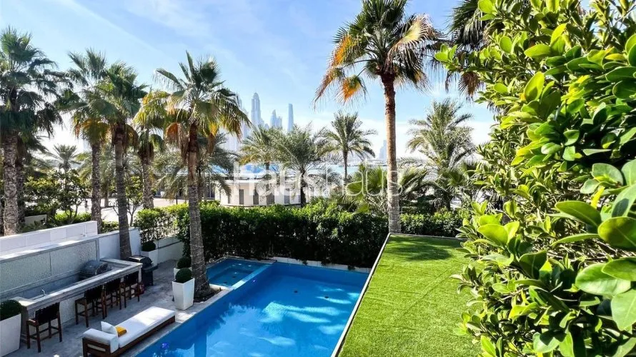 Villa de 5 dormitorios en FIVE Palm Jumeirah, UAE No. 951 № 14