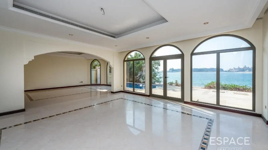 Villa de 4 dormitorios en Palm Jumeirah, UAE No. 1279 № 1
