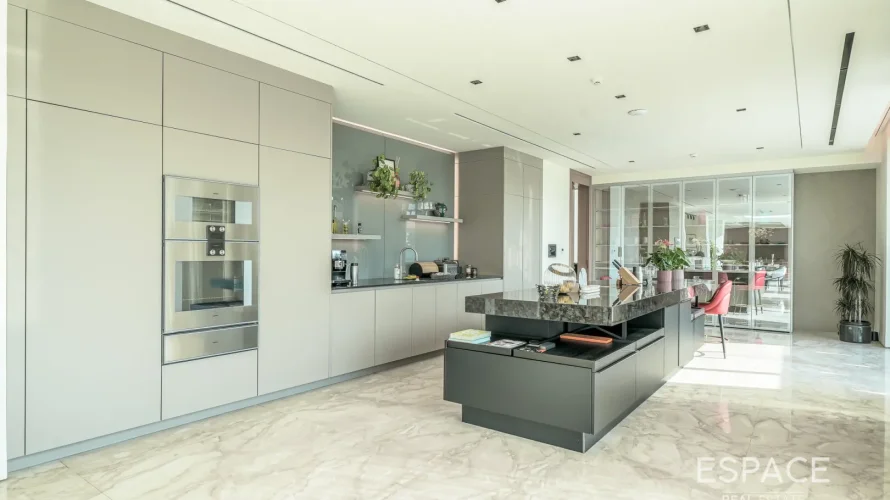 Villa de 6 dormitorios en Palm Jumeirah, UAE No. 1496 № 7