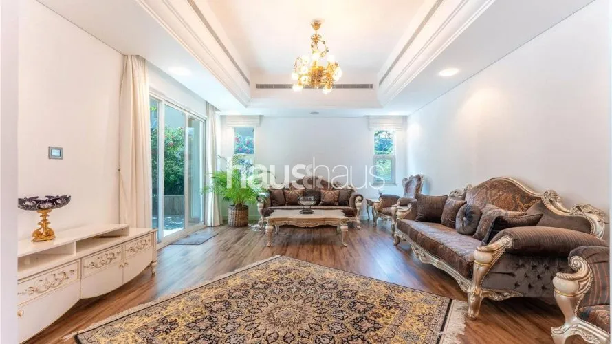 Villa de 5 dormitorios en Dubai Sports City, UAE No. 888 № 7