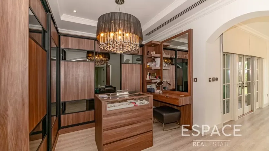 Villa de 5 dormitorios en Jumeirah Golf Estates, UAE No. 1273 № 7