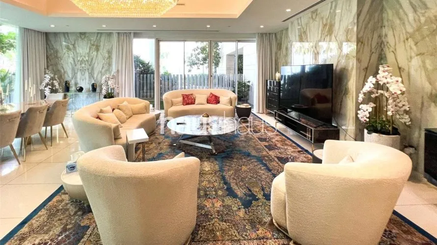 Apartamento de 3 dormitorios en Serenia Residences The Palm, UAE No. 929 № 1