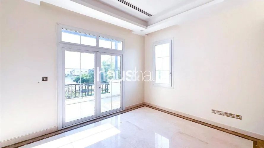 Villa de 6 dormitorios en Emirates Hills, UAE No. 907 № 23
