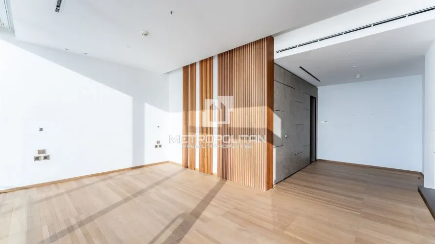 Apartamento de 5 dormitorios en 1 JBR, UAE No. 1555 № 20