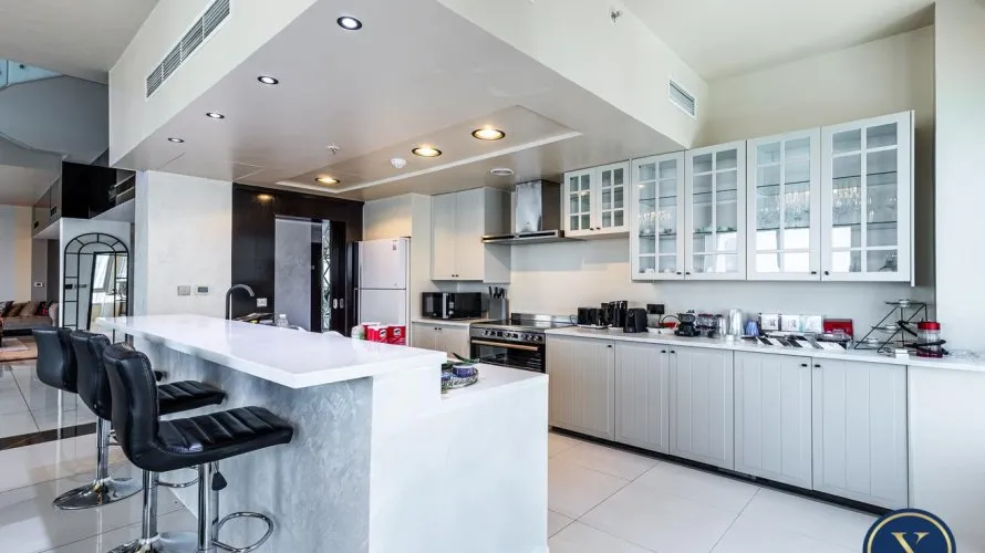 Apartamento de 5 dormitorios en The Residences, UAE No. 1005 № 5