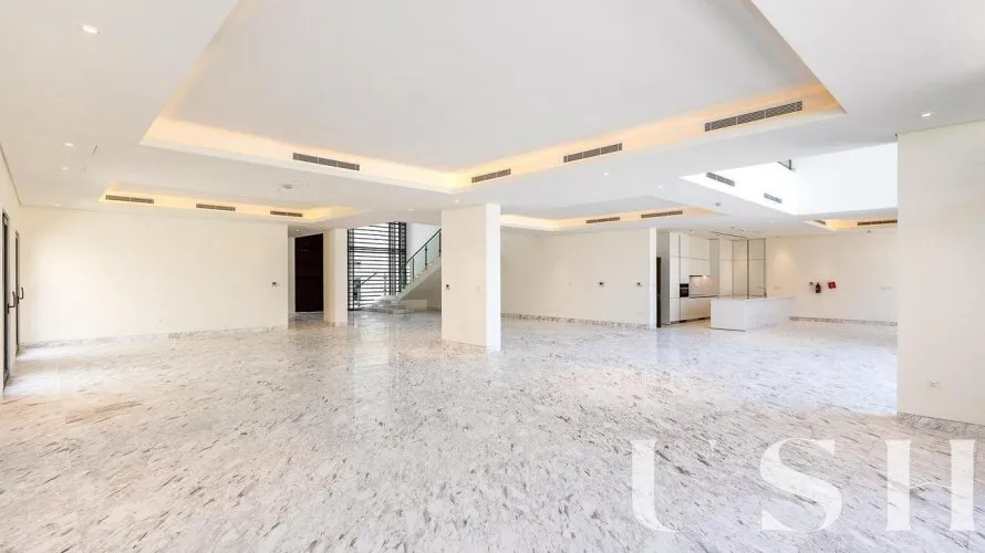 Villa de 6 dormitorios en District One, UAE No. 758 № 2