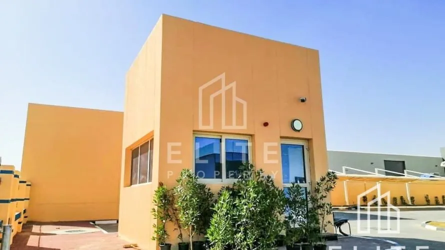 Almacén de 8288m² en Dubai, UAE No. 732 № 26